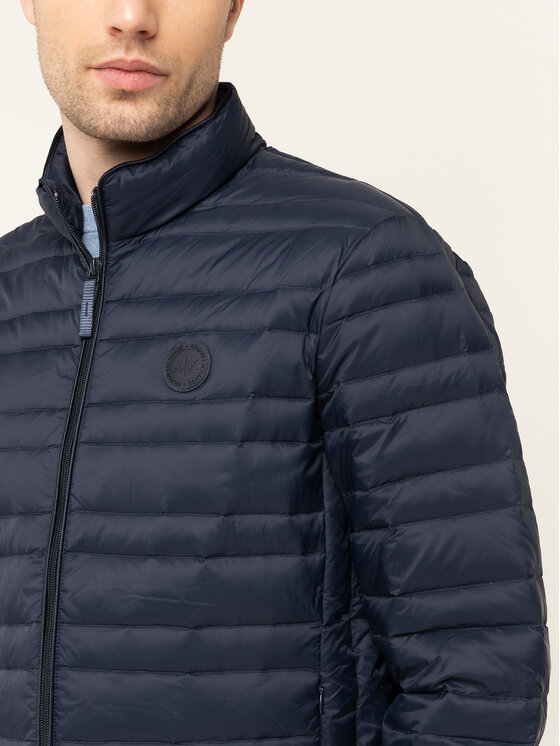 Armani Exchange Armani Exchange Puhovka 8NZB51 ZNW3Z 5578 Mornarsko modra Regular Fit