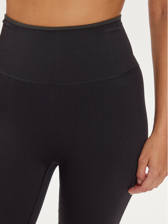 Calvin Klein Performance Calvin Klein Performance Szorty sportowe 00GWS4L735 Czarny Slim Fit