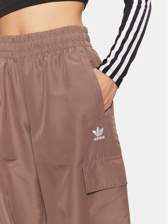 adidas adidas Donji dio trenerke adicolor 3-Stripes JC8138 Bež Loose Fit