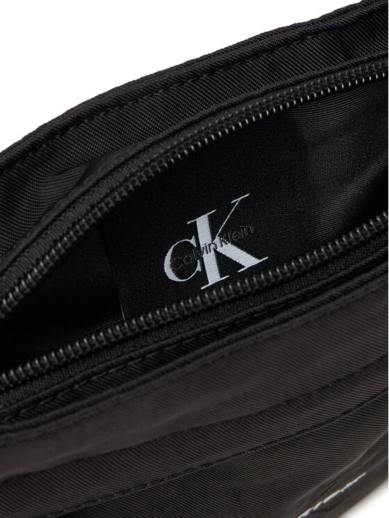 Calvin Klein Calvin Klein Crossover torbica Bold Flatpack LV04D3178G Crna