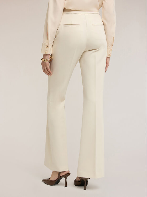 Motivi Motivi Spodnie materiałowe P045Q104419N002 Biały Flare Fit