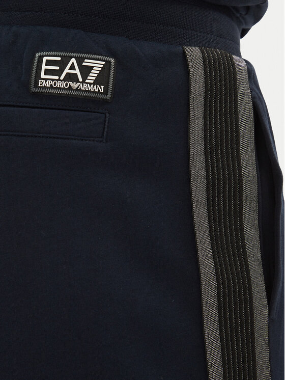 EA7 Emporio Armani EA7 Emporio Armani Pantaloni scurți sport 7M000544 AF12660 UB102 Bleumarin Regular Fit