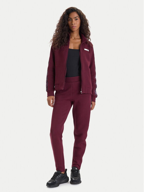 EA7 Emporio Armani EA7 Emporio Armani Trenirka 7W000680 AF13151 M5064 Bordo rdeča Regular Fit