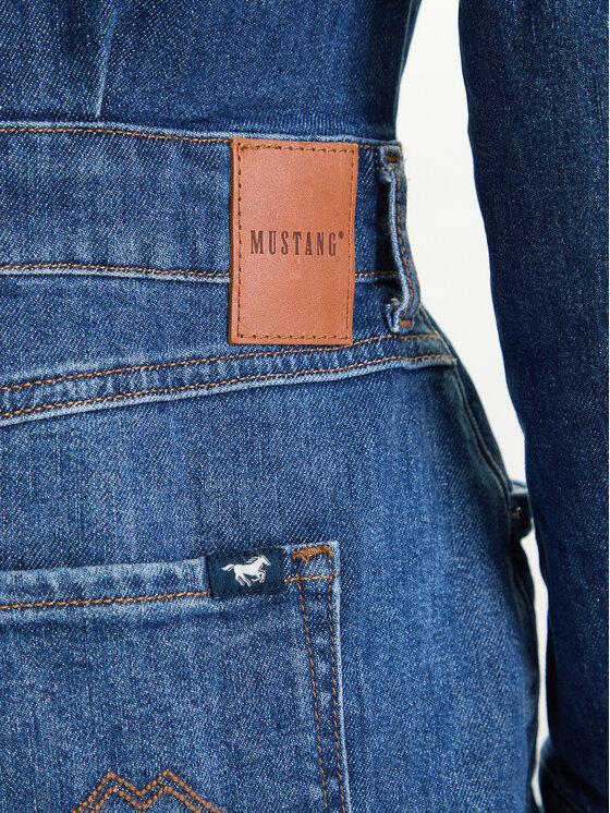 Mustang Mustang Джинсова сукня Emma 1016939 Голубий Slim Fit