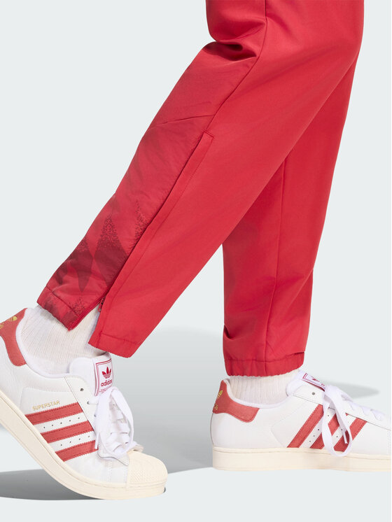 adidas adidas Spodnie dresowe 169215 Czerwony Slim Fit