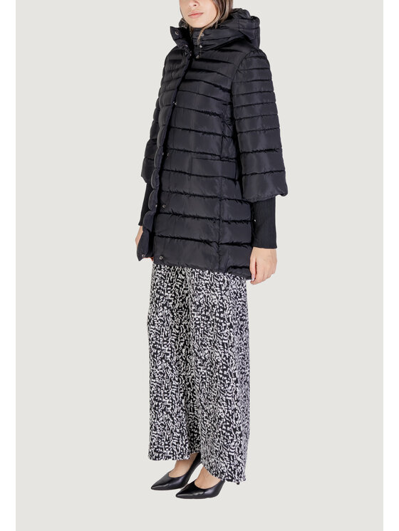 Sandro Ferrone Sandro Ferrone Giubbotto piumino S130YBEESTRO Nero Slim Fit