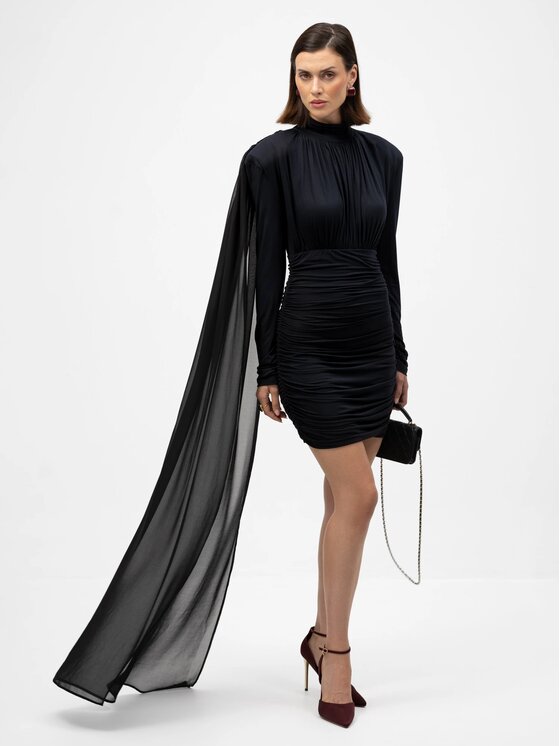 MANDRAGORA MANDRAGORA Sukienka wieczorowa Roa Czarny Slim Fit