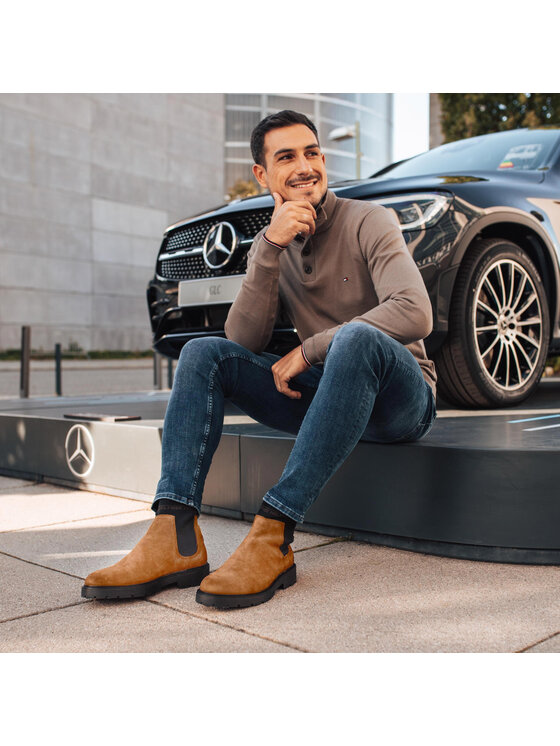 hilfiger suede boots