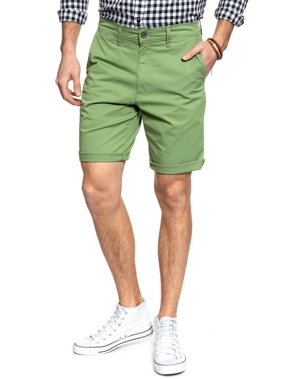 Wrangler Wrangler Pantaloncini di tessuto CHINO SHORT Verde Slim Fit