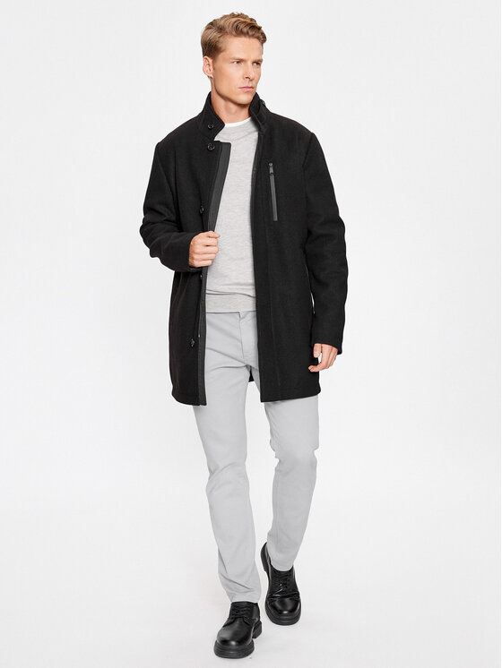 Geox Geox Zimné bundy Monreale M3615A T3028F 9000 Čierna Regular Fit