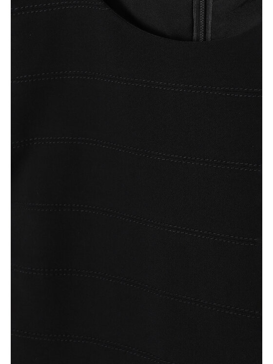 TATUUM TATUUM Každodenní šaty HIPIKO Černá Fitted Fit