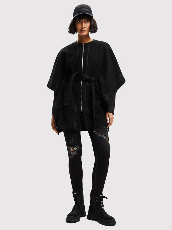 Desigual Desigual Pončo Aladin 22WAIA38 Melns Relaxed Fit