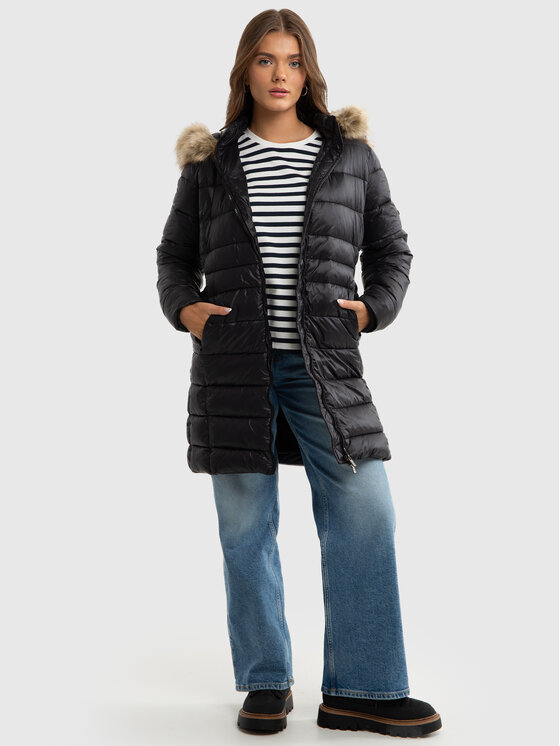 BIG STAR BIG STAR Płaszcz zimowy LIWIA Czarny Basic Fit