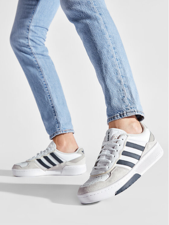adidas adidas Sneakersy Courtic GX4366 Bílá
