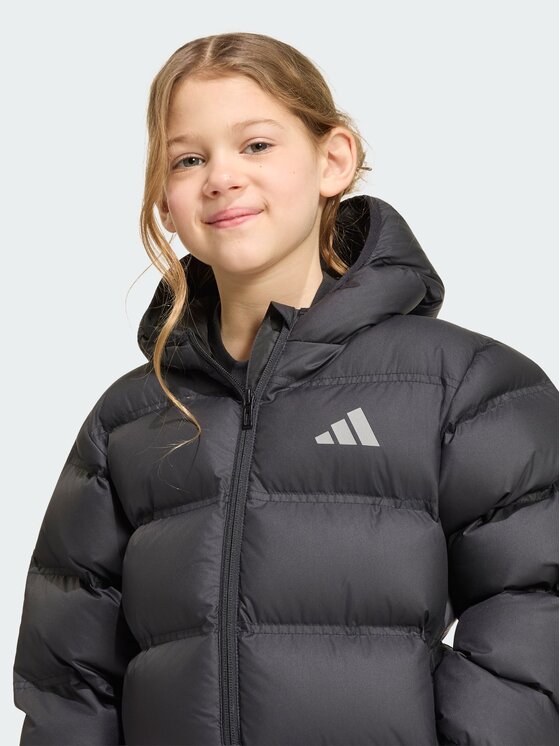 adidas adidas Зимно яке Synthetic Down KH0198 Черен Regular Fit