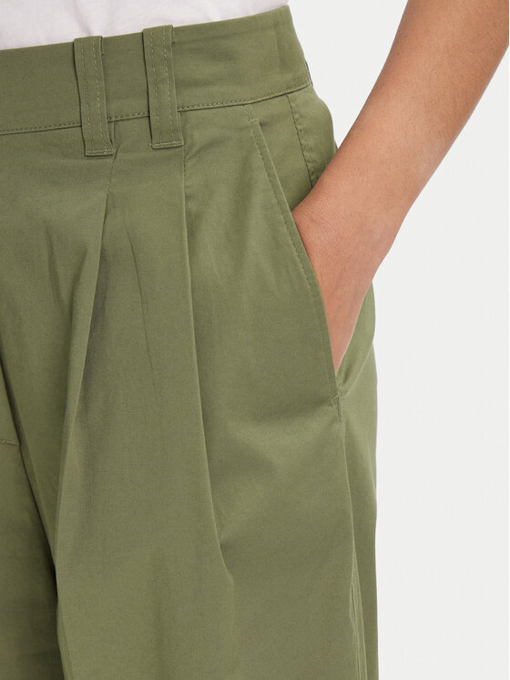 Marc O'Polo Marc O'Polo Bavlnené nohavice 506 0341 10105 Zelená Loose Fit
