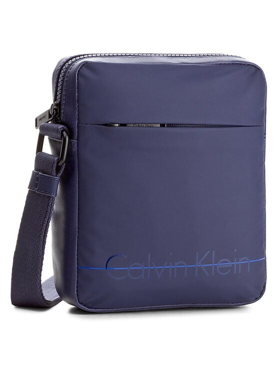 Calvin Klein Sacoche Logan 2.0 Mini Reporter K50K502055 Bleu marine Modivo
