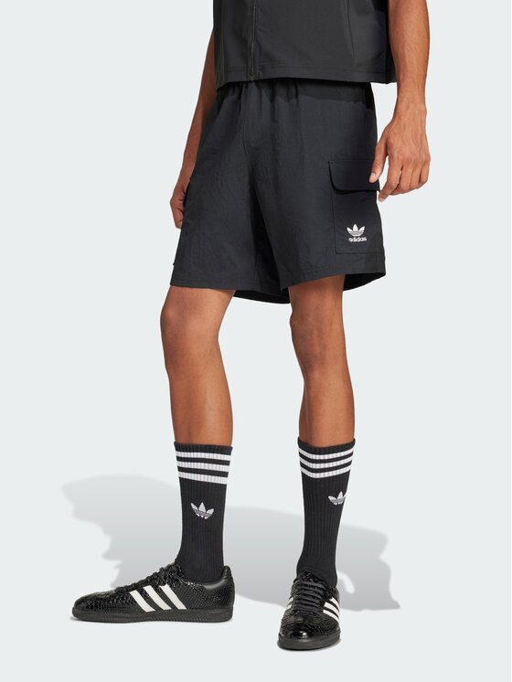 adidas adidas Szorty materiałowe Originals Trefoil Essentials Czarny Regular Fit