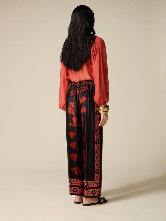 Oltre Oltre Pantaloni di tessuto P008J002462N0Z3 Nero Baggy Fit