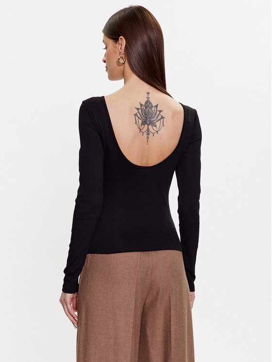 Blusa Scooped 18862 Nero Slim Fit