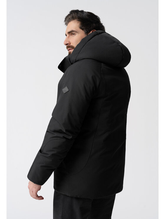 Volcano Volcano Kurtka zimowa J-KERTIS Czarny Regular Fit