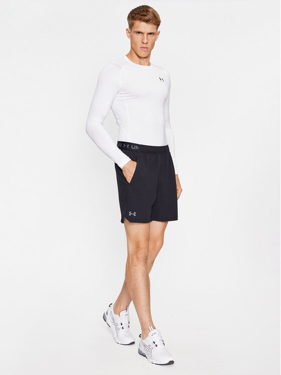 Under Armour Under Armour Športové kraťasy Ua Vanish Woven 6In Shorts 1373718 Čierna Fitted Fit