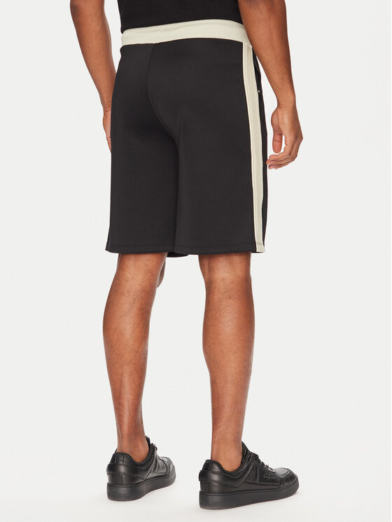 Guess Guess Szorty sportowe Z5YD01 KCRU2 Czarny Regular Fit