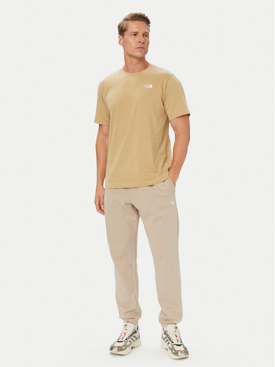 The North Face The North Face T-Shirt Evolution Simple Dome NF0A8CZ2 Gelb Regular Fit