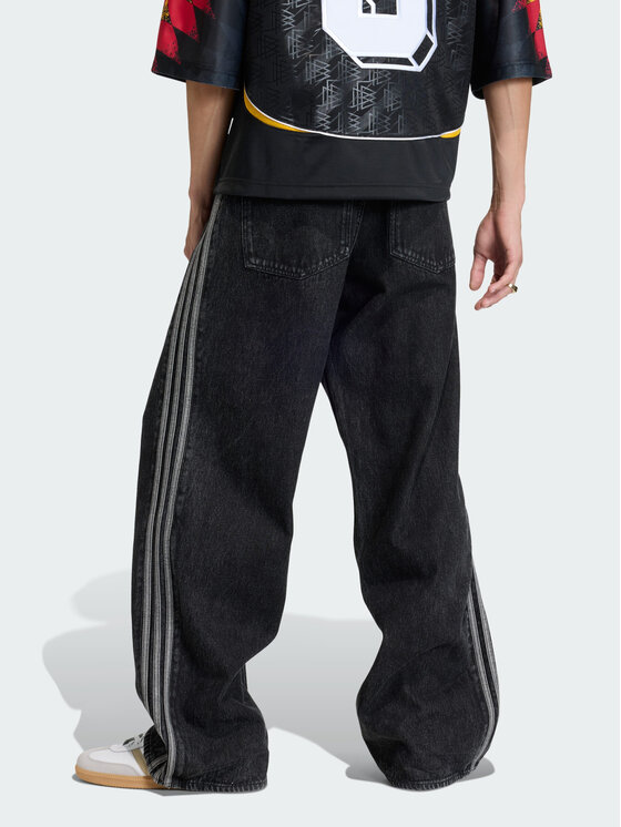 adidas adidas Blugi FIREBIRD ADICOLOR DENIM Negru Regular Fit