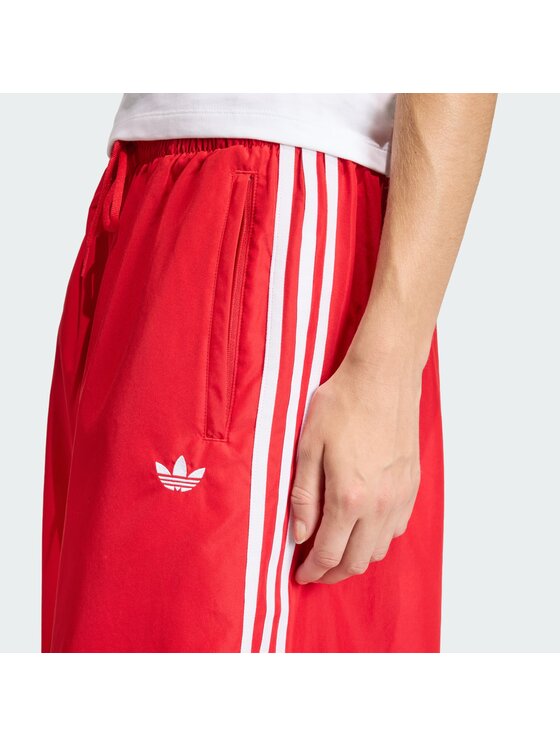 adidas adidas Donji dio trenerke Firebird Adilenium KD6299 Crvena Regular Fit