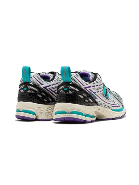 New Balance New Balance Sneakersy New Balance 1906R Charlotte Hornets 41.5 Stříbrná