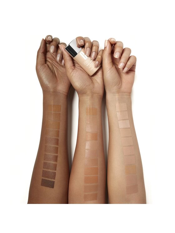 Clinique Clinique Even Better™ Makeup Podkład CN 0.75 Custard