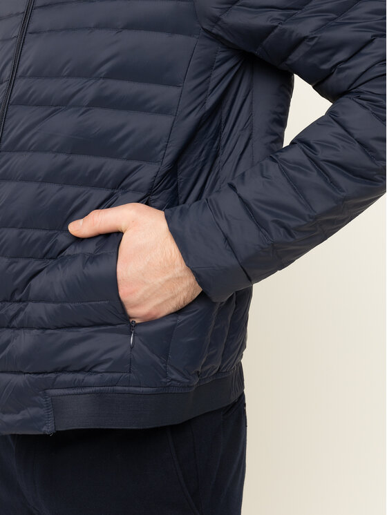 Armani Exchange Armani Exchange Puhovka 8NZB51 ZNW3Z 5578 Mornarsko modra Regular Fit
