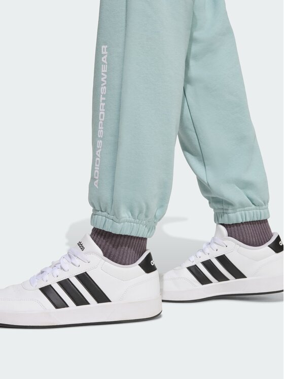adidas adidas Spodnie materiałowe 152271 Zielony Regular Fit