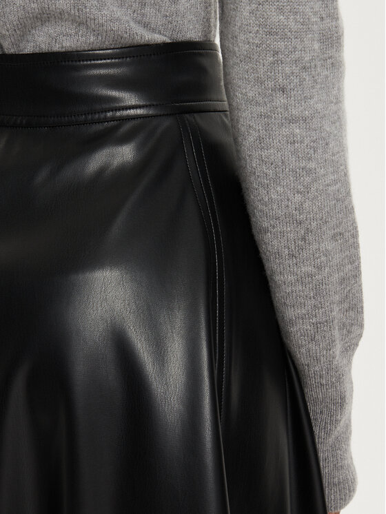 Marella Marella Fustă din imitație de piele Lepanto 2423776024 Negru Regular Fit