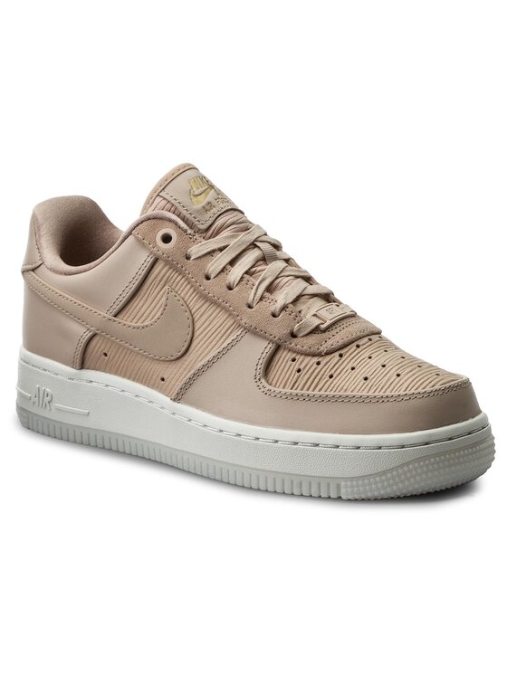 Nike air force bez 2025