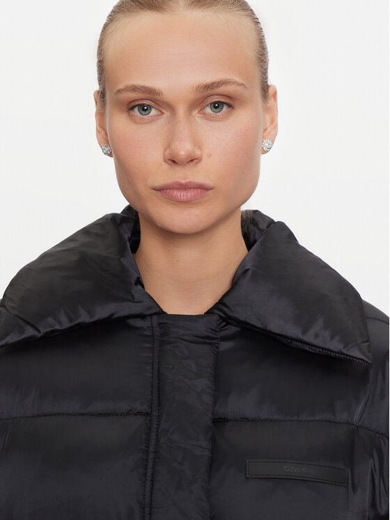 Calvin Klein Calvin Klein Žieminė striukė K20K207728 Juoda Slim Fit