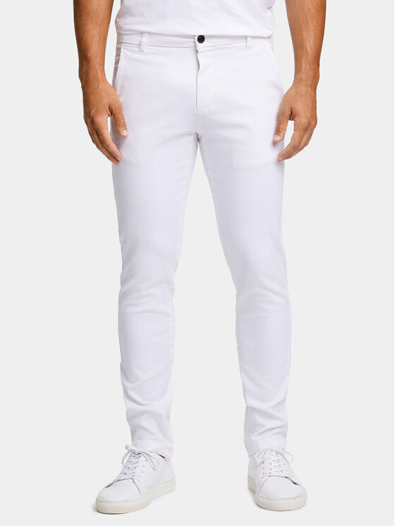 Lindbergh Chino nohavice 30-005044 Biela Slim Fit