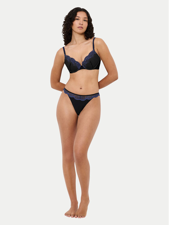 Triumph Triumph Chilot tanga Comfort Glam 10224956 Negru