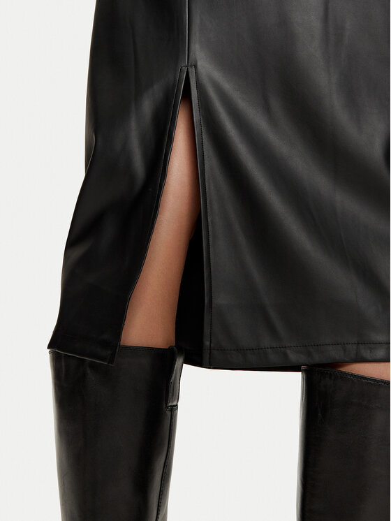 JDY JDY Műbőr ruha Soya 15336927 Fekete Slim Fit