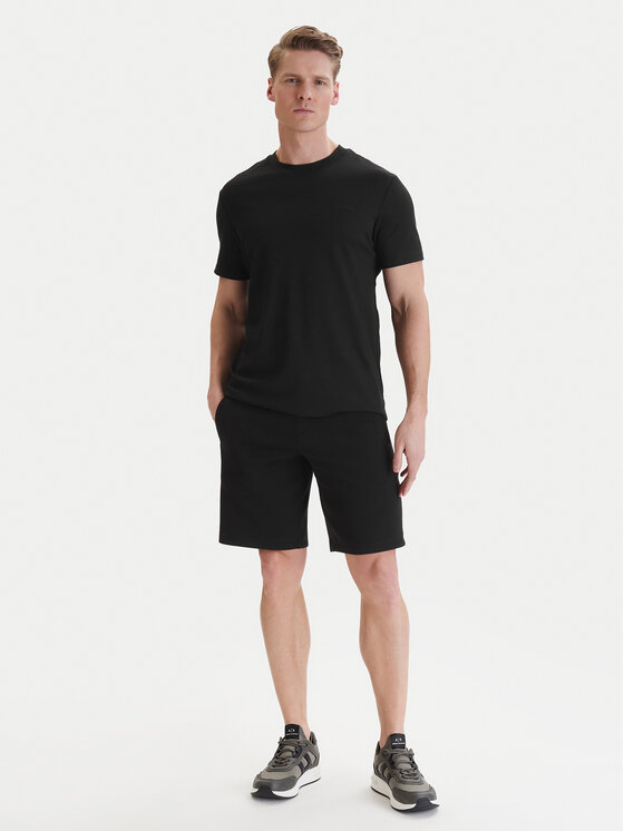 Armani Exchange Armani Exchange Спортивні шорти XM000372 AF10818 UC001 Чорний Regular Fit