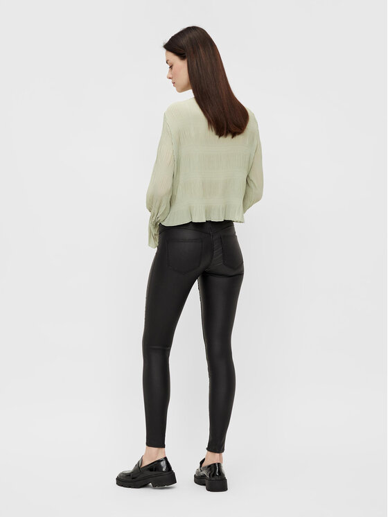 Pieces Pieces Hlače od imitacije kože Shape-Up 17108412 Crna Skinny Fit
