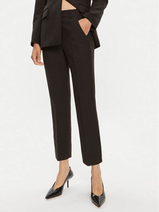 Weekend Max Mara Weekend Max Mara Παντελόνι υφασμάτινο Freda 2425136031 Μαύρο Regular Fit