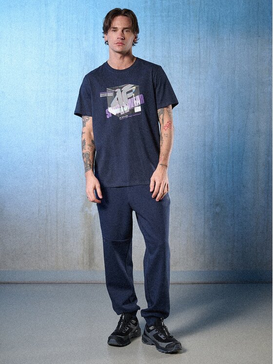 4F 4F T-Shirt IN MOTION Granatowy Regular Fit