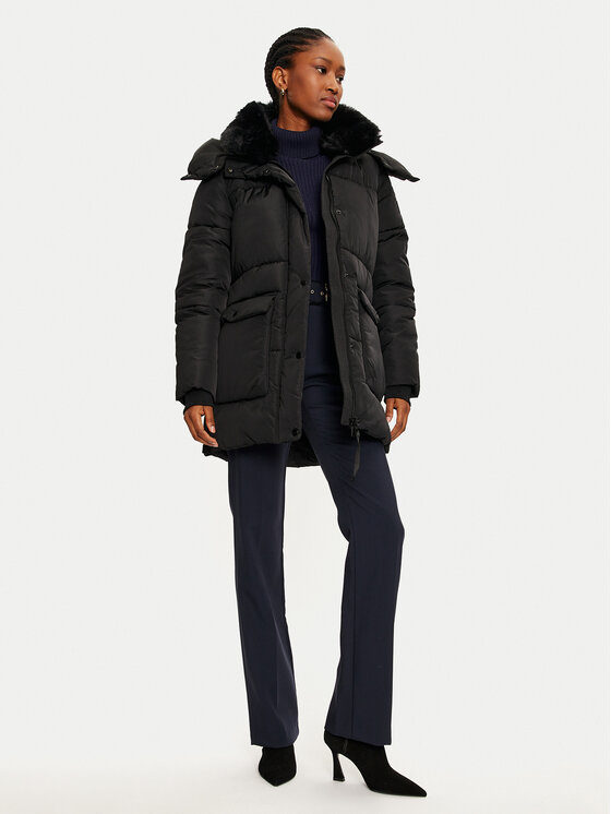 Rinascimento Rinascimento Zimné bundy CFC0118343003 Čierna Loose Fit