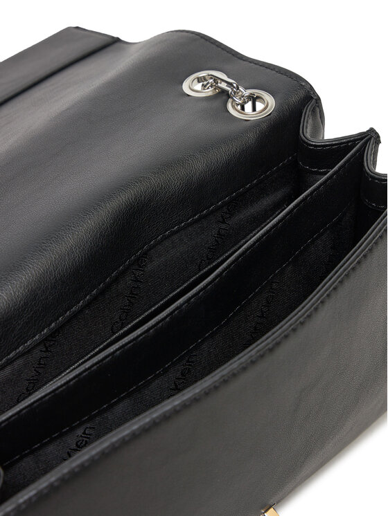 Calvin Klein Calvin Klein Torebka Ck Medium Conv Chain Bag K60K612810 Czarny