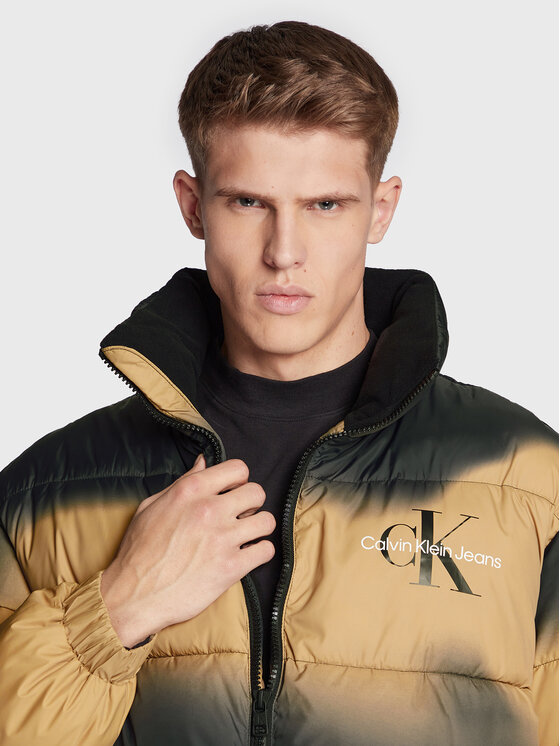 Calvin Klein Jeans Calvin Klein Jeans Kurtka zimowa J30J321970 Beżowy Oversize