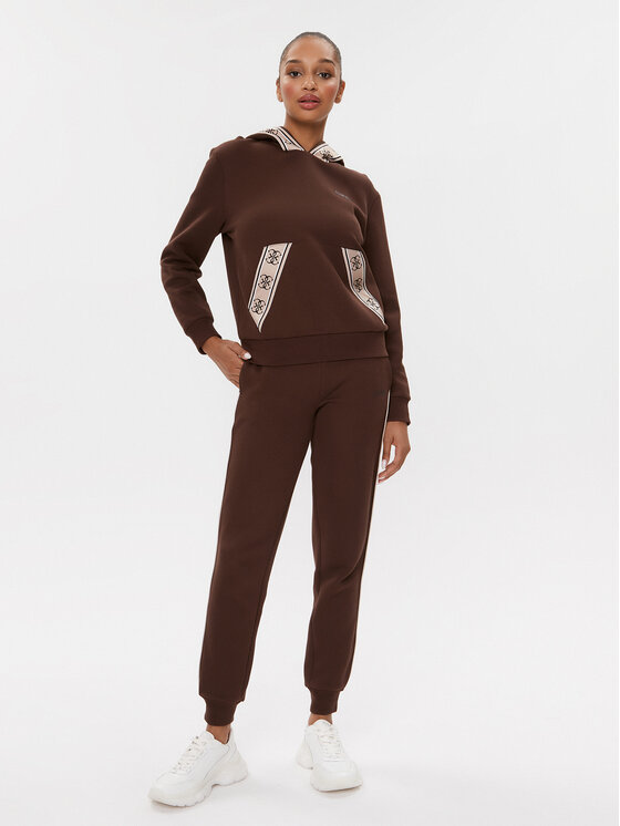 Guess Guess Pantaloni trening V2YB15 KB3P2 Maro Regular Fit