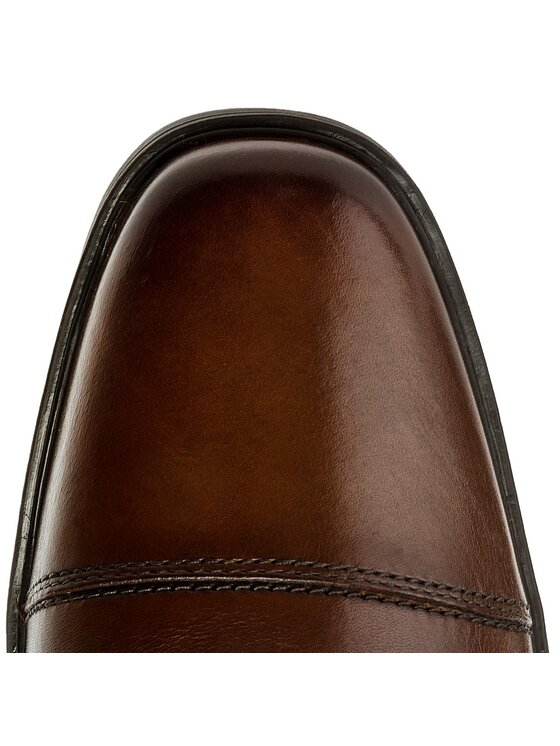 Clarks Clarks Nizki čevlji Tilden Cap 261300967 Rjava