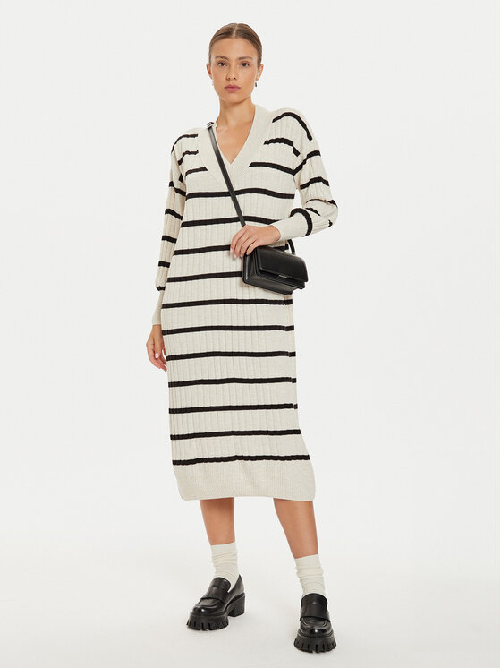 ONLY ONLY Džemper haljina New Tessa 15236372 Bež Relaxed Fit